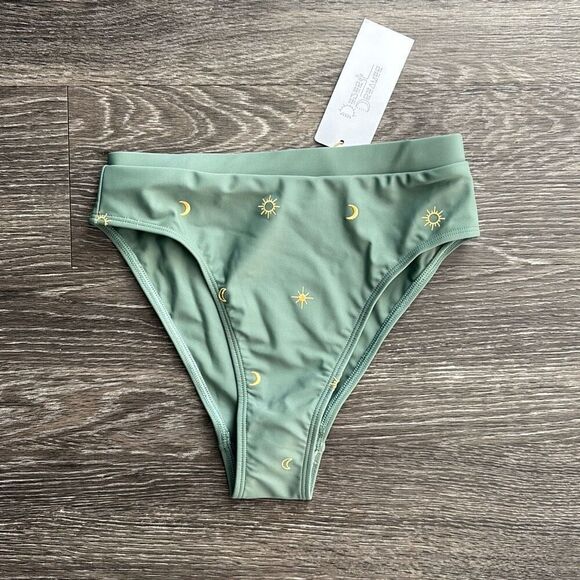 🐿️ NWT Urban Outfitters Desert Dreamer Green Embroidered Bikini Bottoms Size XS - Picture 1 of 5